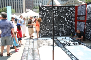 graffiti mural, outdoor art display