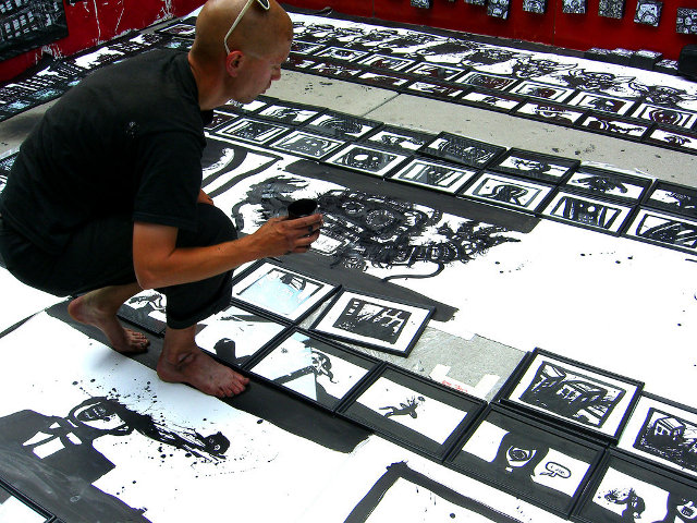 graffiti paintings, outdoor art display graffiti paintings, outdoor art display
